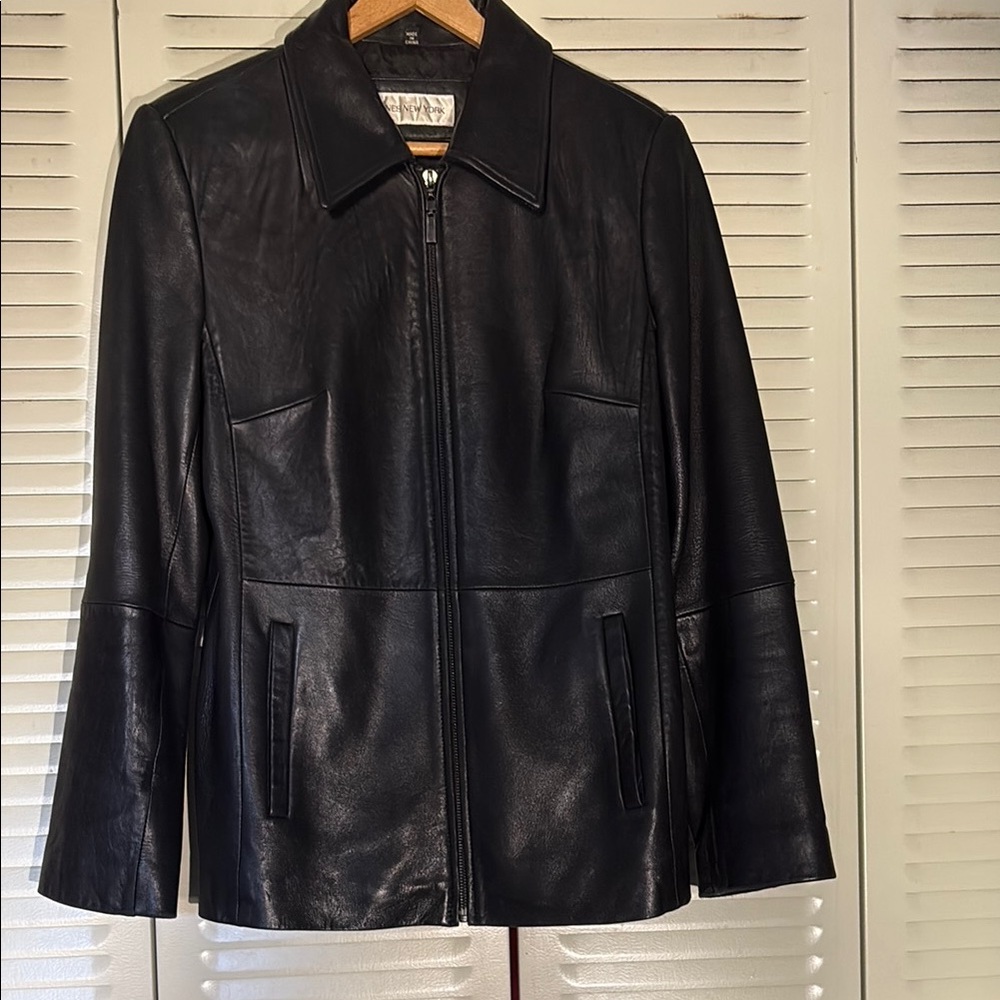Jones New York Black Leather Jacket with Classic Design